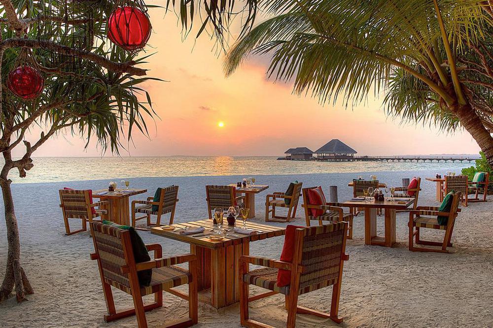 Komandoo Island Resort & Spa (Adults Only) Ristorante foto