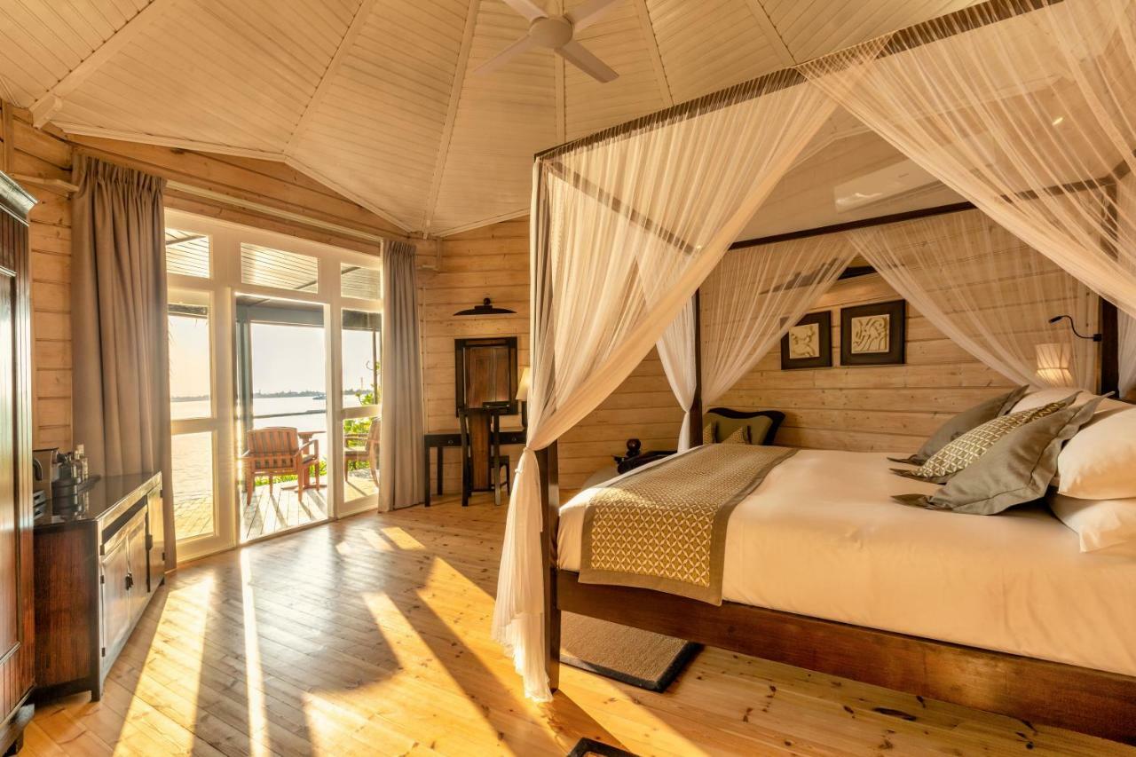Komandoo Island Resort & Spa (Adults Only) Esterno foto